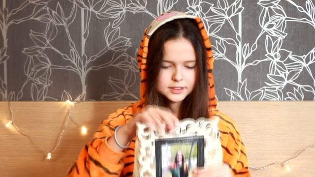 МНЕ ПОДАРИЛИ АЙФОН 7??? ПОДАРКИ НА НОВЫЙ ГОД. смотреть онлайн