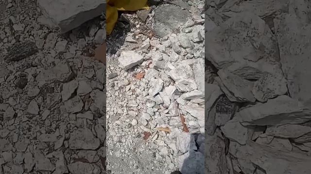 Lithium ore mining, Spodumene mine site with Massive vains Inspection In Nasarawa, Nigeria. смотреть онлайн