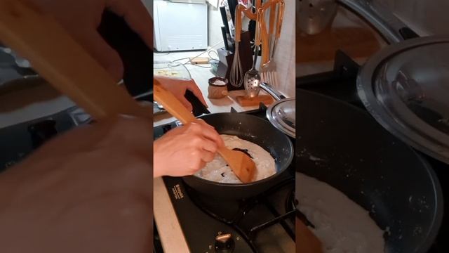 Кулинарная медитация: готовлю соус бешамель в режиме реального времени