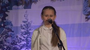 Варя читает стихи