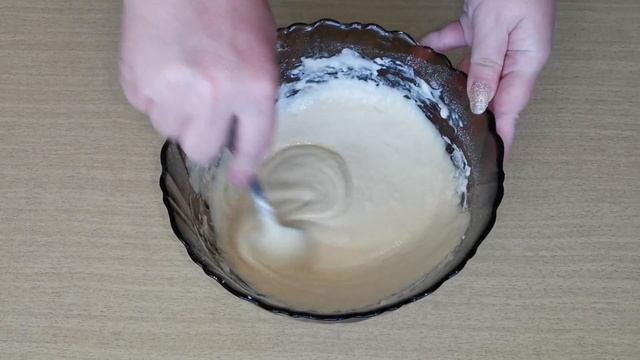 ЗАЛИВНОЙ пирог с начинкой из КАБАЧКА и маринованных огурцов. смотреть онлайн