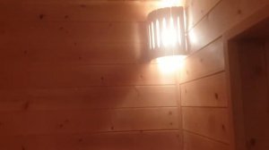внутренняя отделка кедром и липой , парная сауна .
