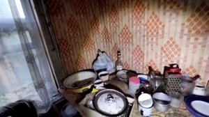 Заброшенные дома, в них оставили многое.mp4