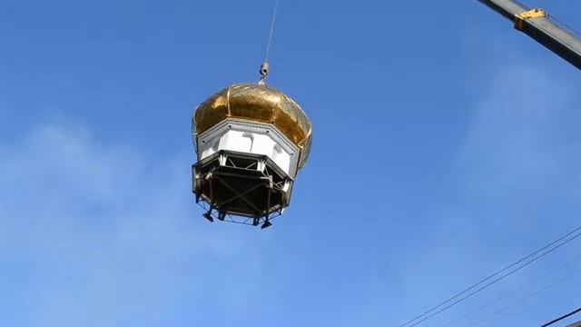 Установка подкупольного барабана на храм св. Лукии