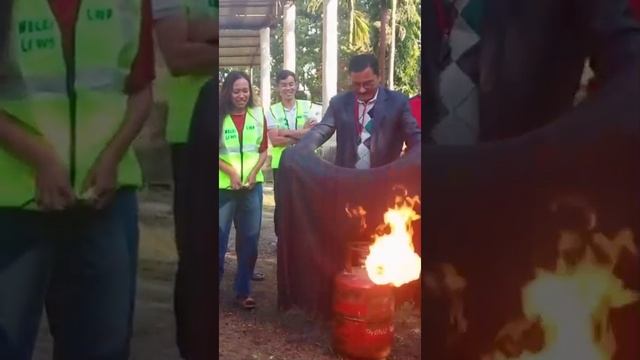 Как потушить горящий газовый баллон — смотреть онлайн видео, бесплатно!