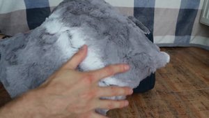 Хорошая лежанка для кошки, за 1400 руб