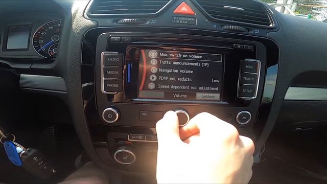 How to Change Traffic Announcements Volume in Volkswagen Scirocco III ( 2008 - 2017 ) смотреть онлайн