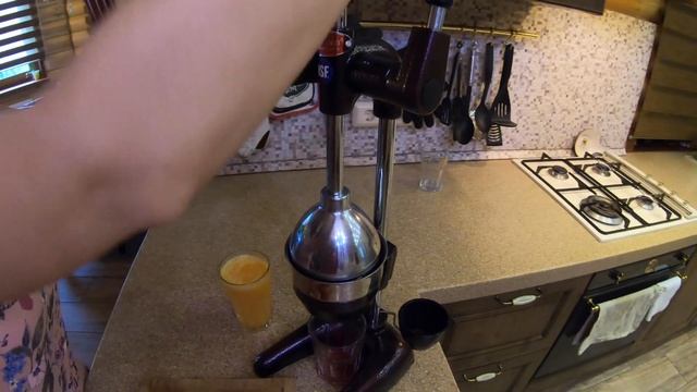 Пресс для цитрусовых и гранатов Cancan CC.MP03 Соковыжималка профессиональная обзор дома