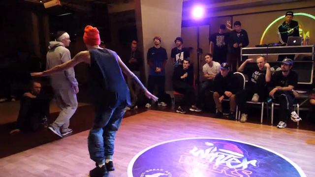 pro 1x1 bboy StreetSon vs Илья Т - брейкданс батл WINTER WARS 2020 смотреть онлайн