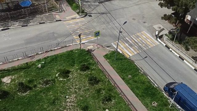 ГЕЛЕНДЖИК. ПЫЛЬЦУ ПИЦУНДСКОЙ СОСНЫ РАЗНОСИТ ВЕТЕР смотреть онлайн