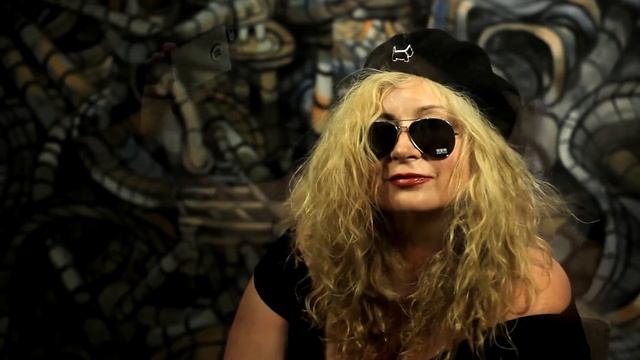 Стихи о любви- читает автор, Валерия Жмак смотреть онлайн