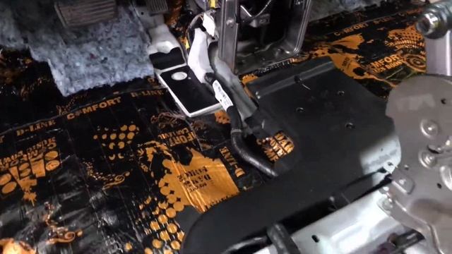 Honda CR-V вибро- шумоизоляция. Благодаря ей этот кроссовер обретет высшую степень защиты от шума смотреть онлайн