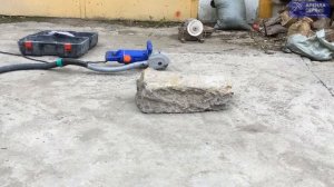 Штроборез XG 9129 129 мм 5 дисков в работе.