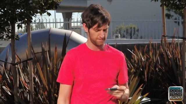 Rock Band - Reloaded Debut Trailer (HD) смотреть онлайн