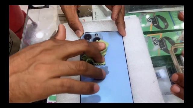 How to Easy install camera protector for iphone 14 pro / 14 pro max смотреть онлайн