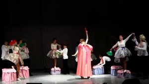 Фрагмент из спектакля (по пьесе Булгакова "Полоумный Журден" )