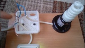 Как подключить выключатель и розетку?