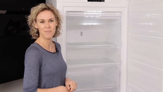 Bauknecht GKN2283A++ fritstående fryseskab смотреть онлайн