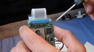 Ремонт на коленке тонометра OMRON