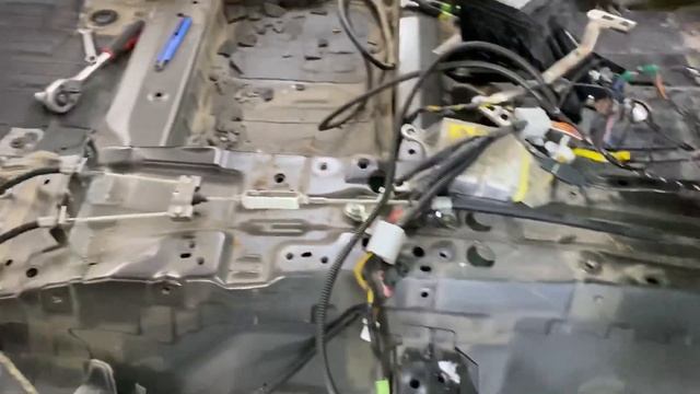 Toyota Camry V40 - Шумоизоляция салона и арок снаружи смотреть онлайн