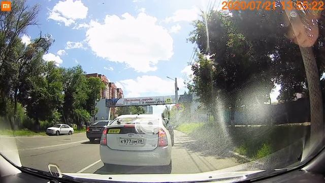 г.Благовещенск Амурская Обл ул.50 лет Октября-Октябрьская ПОДРЕЗАЛ И СВАЛИЛ