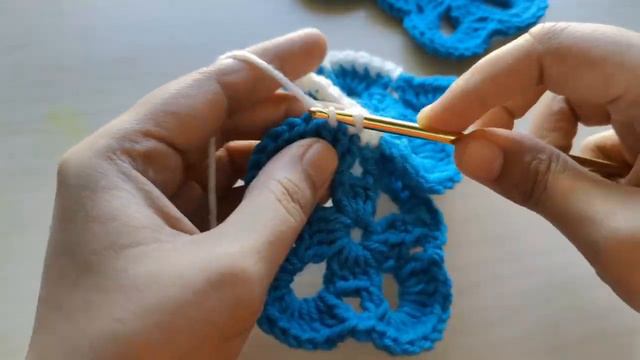 Crochet Unique Beautiful 3D Flower смотреть онлайн