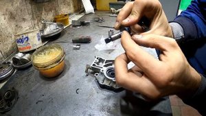 МАЙОНЕЗ В МОТОРЕ! Ремонт скутера Yamaha Gear UA06J.