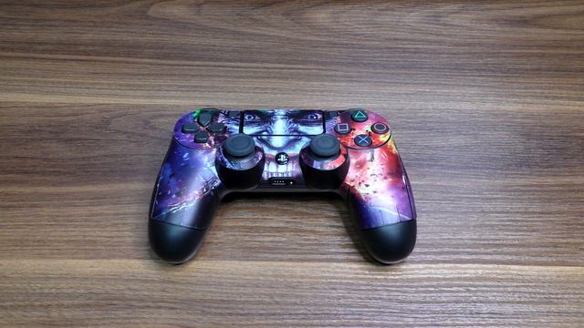 DualShock-Джокер для Sony PlayStation 4 смотреть онлайн