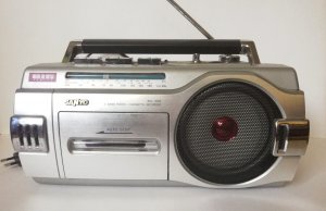 Магнитофон радио кассетный  SANYO big 180K vintage Япония