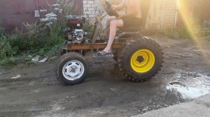 Первый выезд. Самодельный мини-трактор Классика.