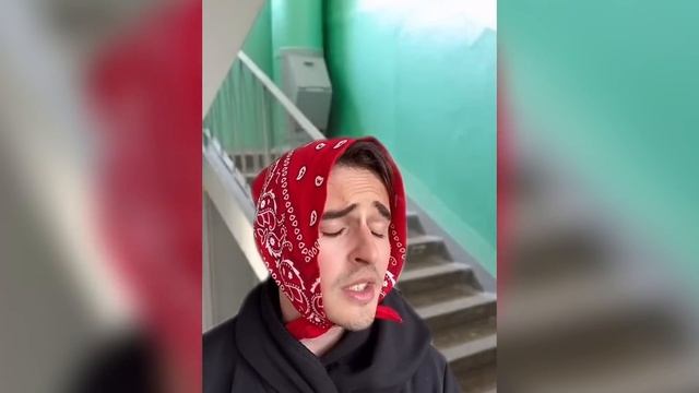 Отобрали квартиру у бабушки за долги!