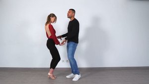 AWESOME Intermediate Bachata Sensual Combination!