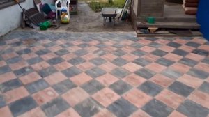Сургут. Укладка тротуарной плитки 30х30