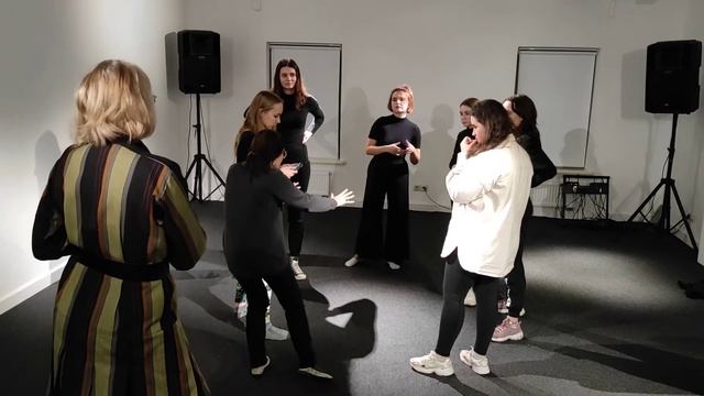 Создание звука. Круг Тьма-мать Вознесенского. Хоровой тренинг смотреть онлайн