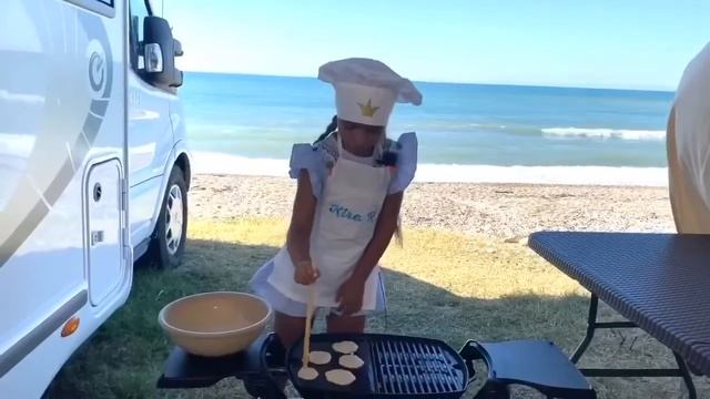 Самые пышные оладьи смотреть онлайн