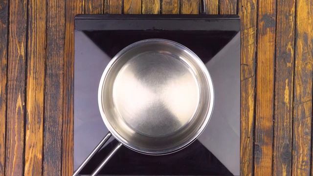 Фрикадельки На Шпажках В Слоеном Тесте: Оригинальная И Сытная Закуска смотреть онлайн