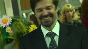 От улыбки станет всем светлей