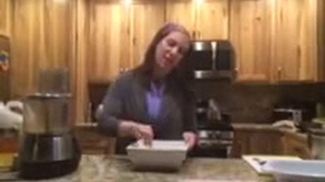 A Dash of Potato Kugel смотреть онлайн