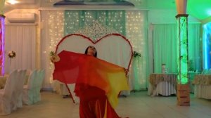 Восточный танец с огненными веерами вейлами.  Show bellydance Marina Timachkova