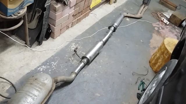 Дальнейшие планы по ремонту Мерседеса. Снял КПП и сцепление. смотреть онлайн