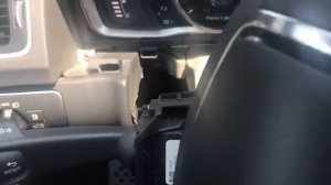 Жужжание при вращении руля Volvo S60II