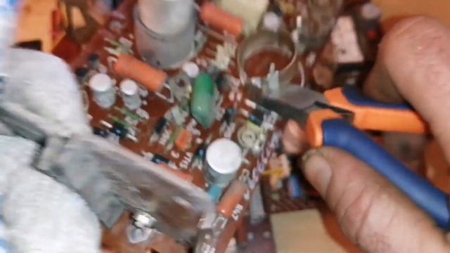 Золото, серебро, палладий! В советском цветном телевизоре?, детали которые стоит собирать! смотреть онлайн