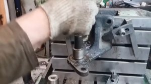 Ремонт рычагов крепления кабины автомобиля MERCEDES - BENZ ATEGO