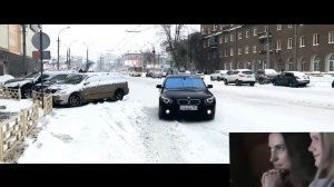Парень сделал предложение руки и сердца девушке в кинотеатре! Она не ожидала, девушка в шоке!