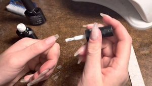 САМА себе ДЕЛАЮ НОГТИ/ НАРАСТИЛА себе ногти в 15