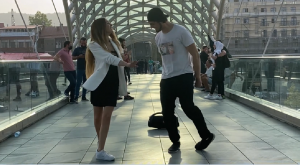 Тбилиси На Мосту Бомба Супер Лезгинка 2022 Девушка Танцует Ауфф Класс Чеченская Песня Шибаба ALISHKA