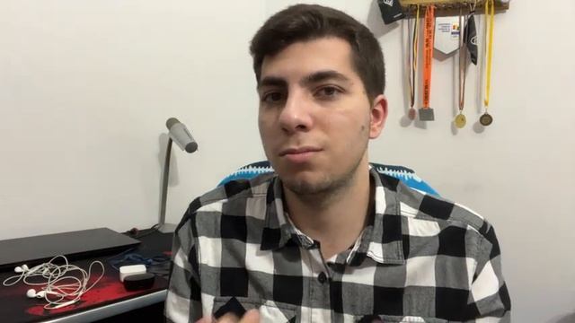 Ce casti ti se potrivesc ? Care sunt cele mai bune casti de pe piata in functie de bugetul tau ! смотреть онлайн