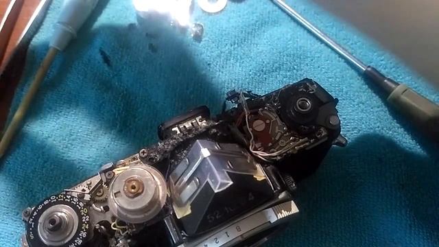 как снять верхнюю крышку Olympus OM смотреть онлайн