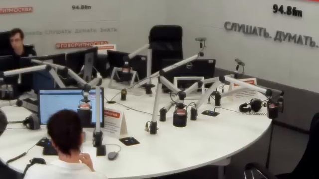 ХАЗИН. Для чего нужен был спектакль с дефолтом в США? смотреть онлайн