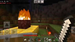 Я призвал Херобрина в Minecraft bedrock Edition 1.18.0 иии.........